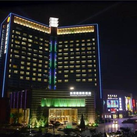 Romanjoy International Hotel Шънджън Екстериор снимка