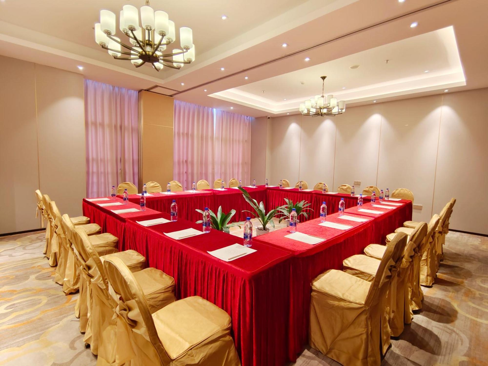Romanjoy International Hotel Шънджън Екстериор снимка