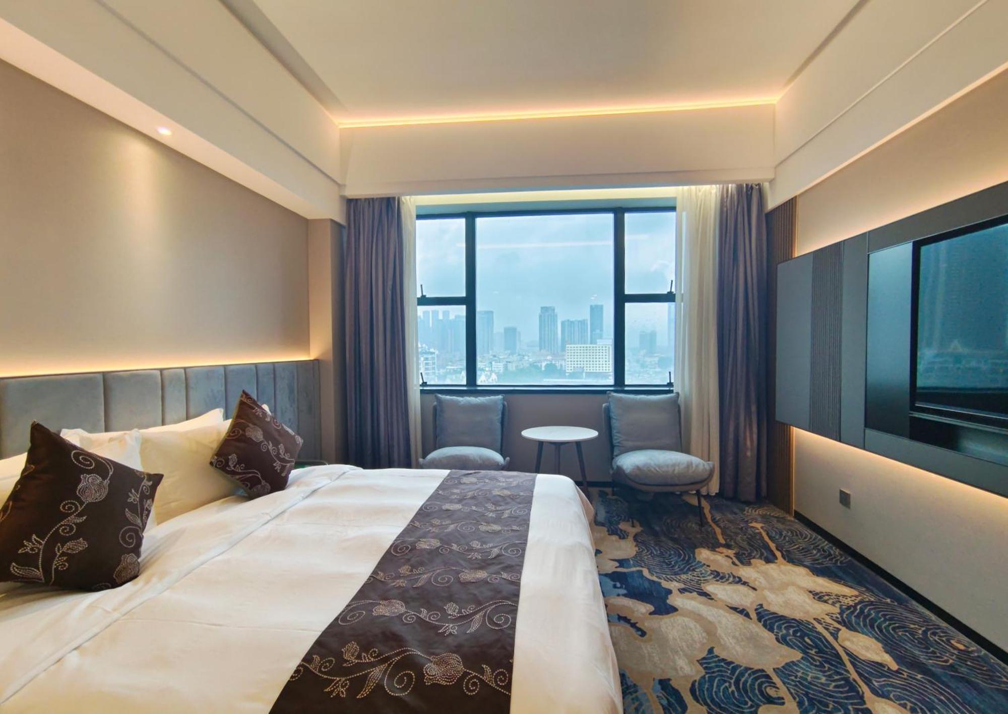 Romanjoy International Hotel Шънджън Екстериор снимка