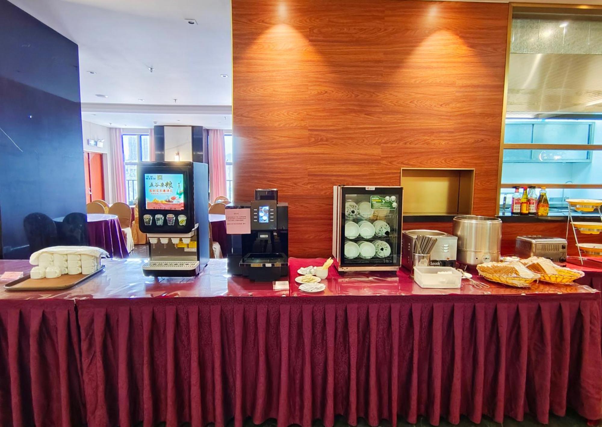 Romanjoy International Hotel Шънджън Екстериор снимка