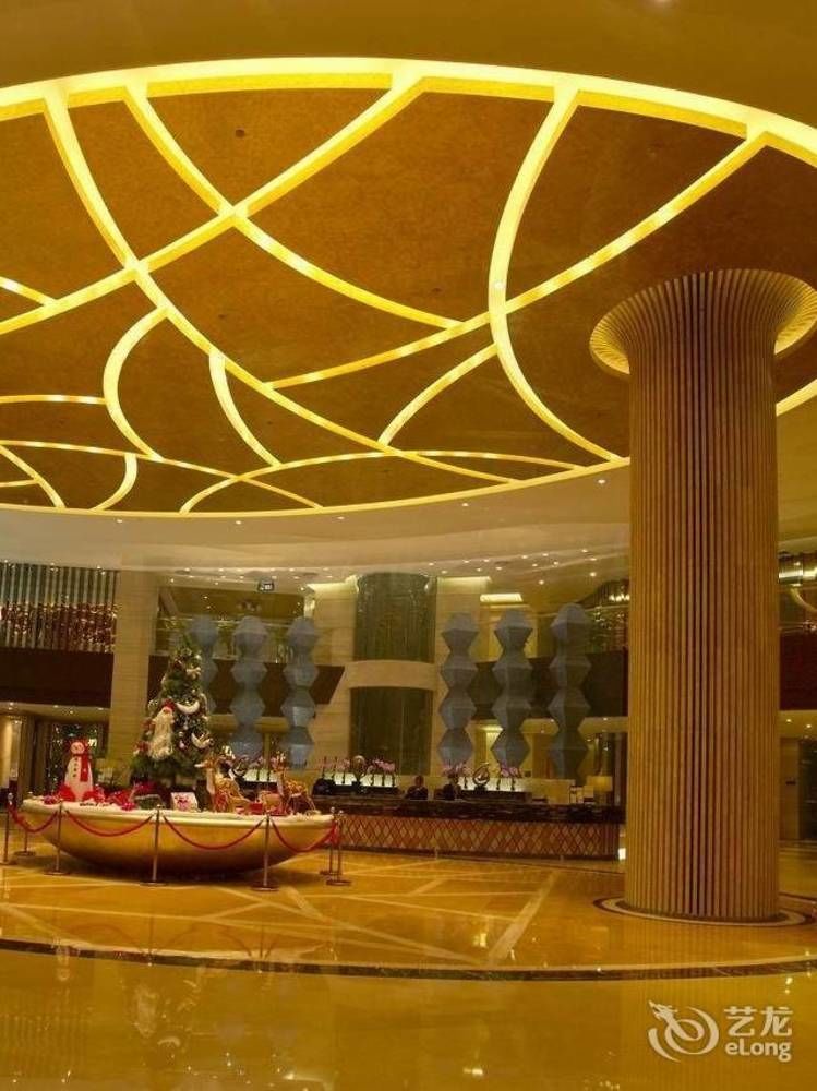 Romanjoy International Hotel Шънджън Екстериор снимка